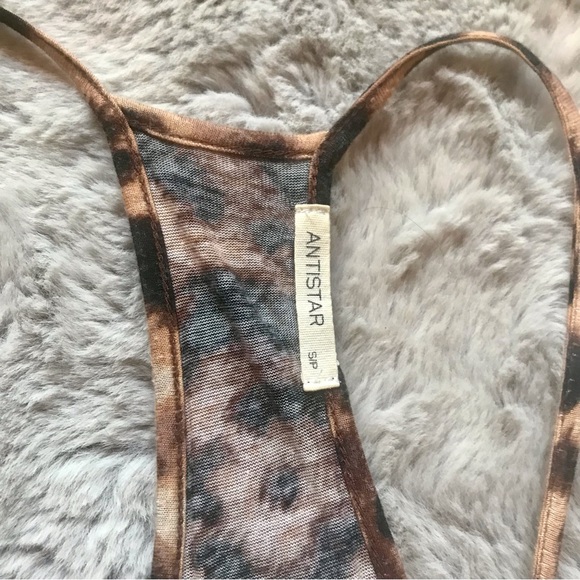 FREE w/ purchase Antistar glamrock leopard printcropped tank tiny hole in pic - Picture 3 of 7